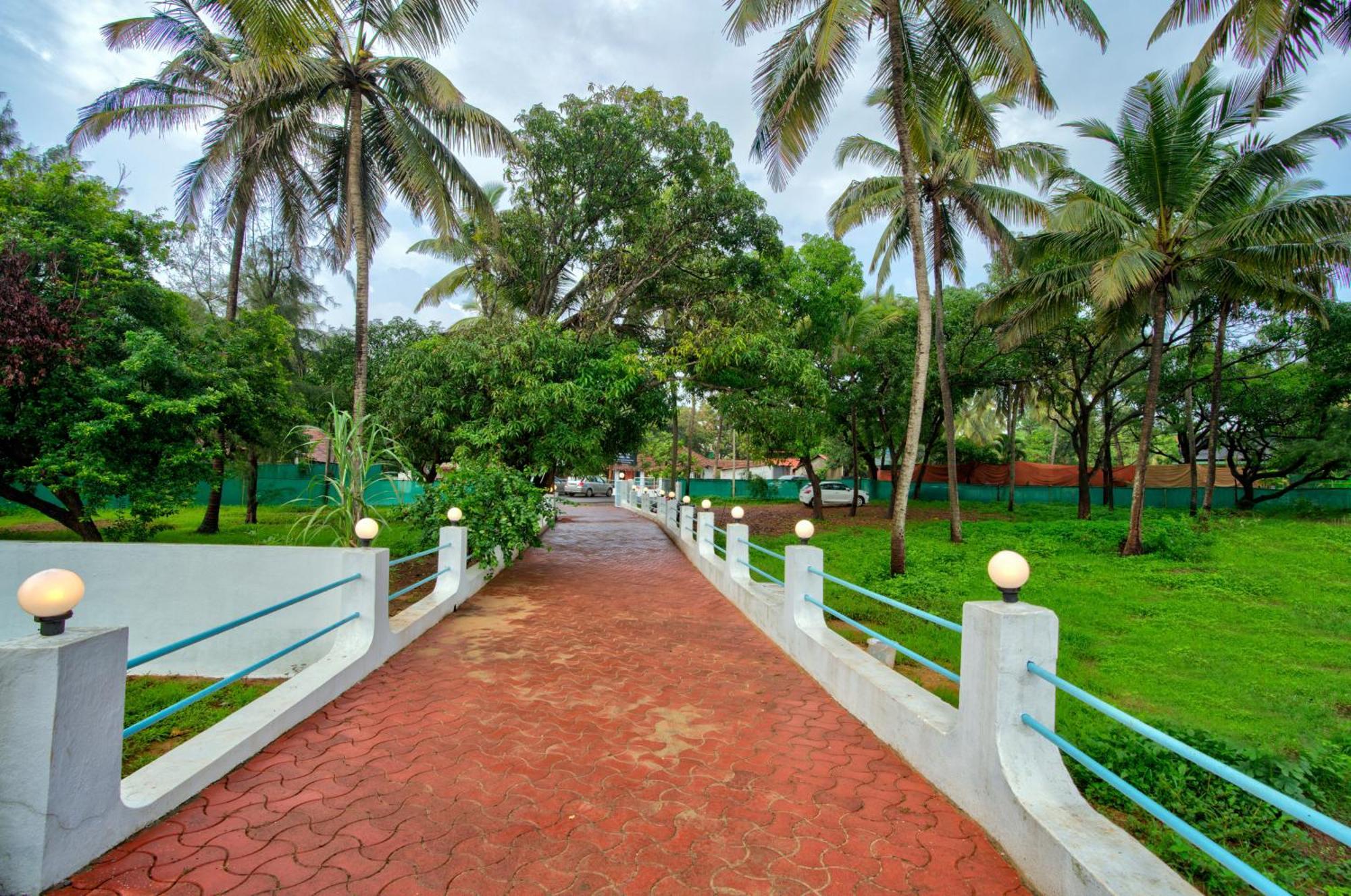 Papilio Beach Front Cottages-Tbv バガ エクステリア 写真