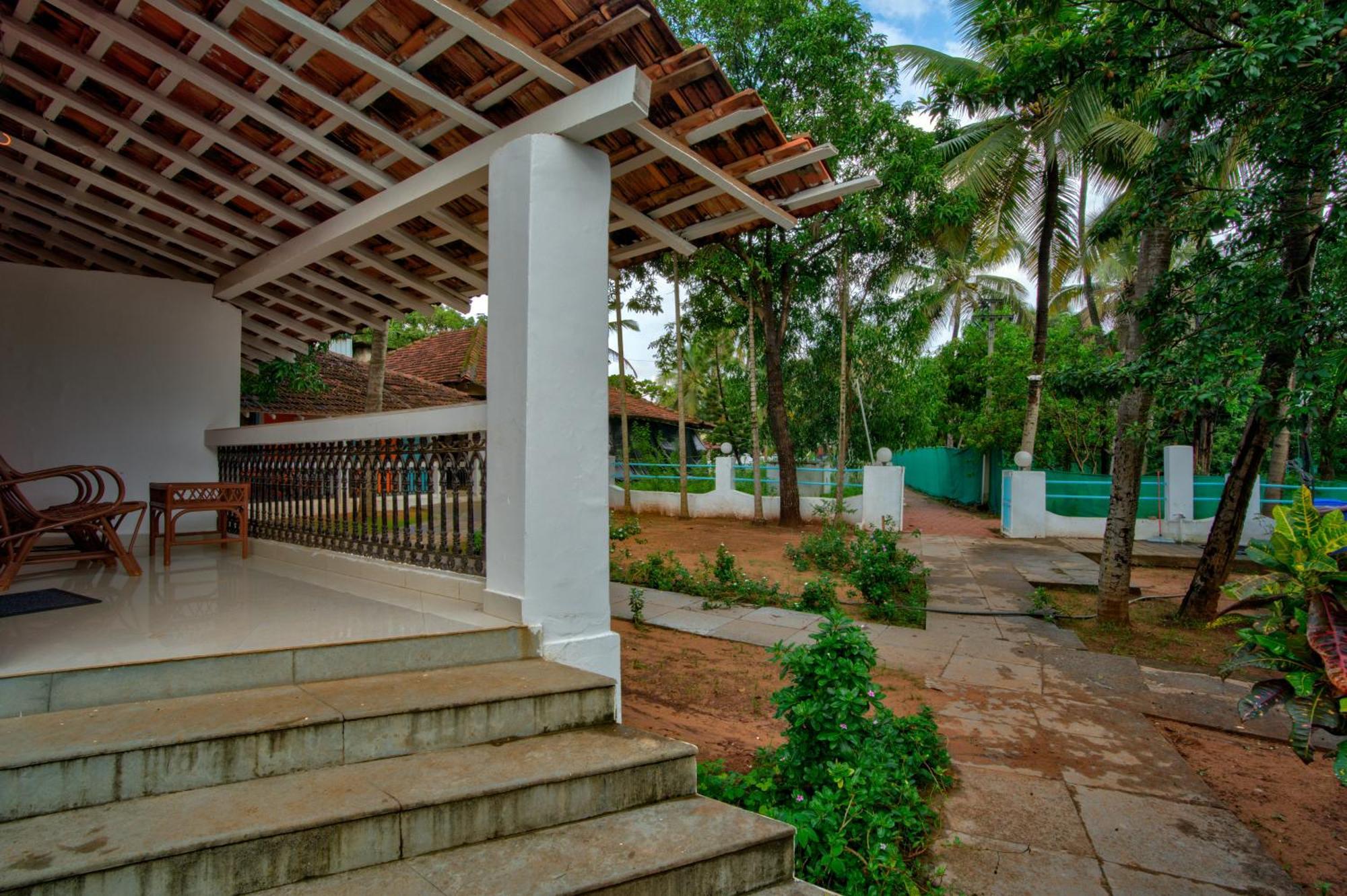 Papilio Beach Front Cottages-Tbv バガ エクステリア 写真